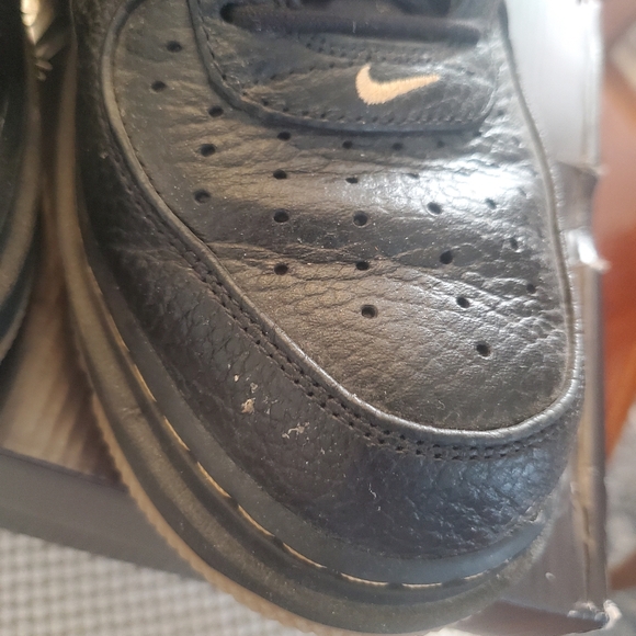 Air Force 1 Luxe - Picture 7 of 8